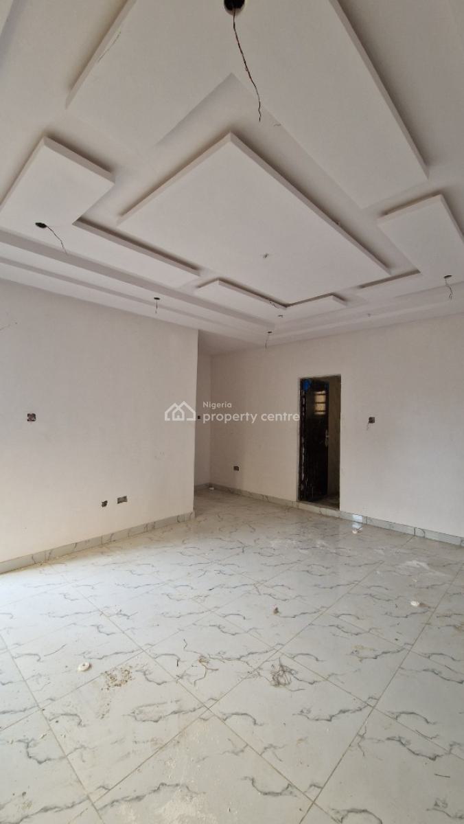 Luxury 3 Bedroom Apartment on 3 Floors, Kolapo Ishola Gra, Akobo, Ibadan, Oyo, Block of Flats for Sale