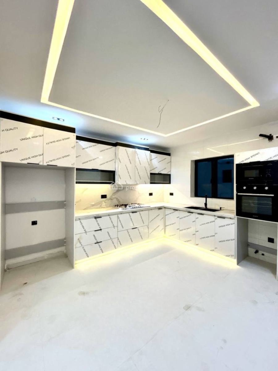 Fully Service 4 Bedroom Terrace Duplex +children Playground & Pool, Fully Service in a Great Neighborhood and Serene Estate, Lekki Phase 1, Lekki, Lagos, Terraced Duplex for Sale