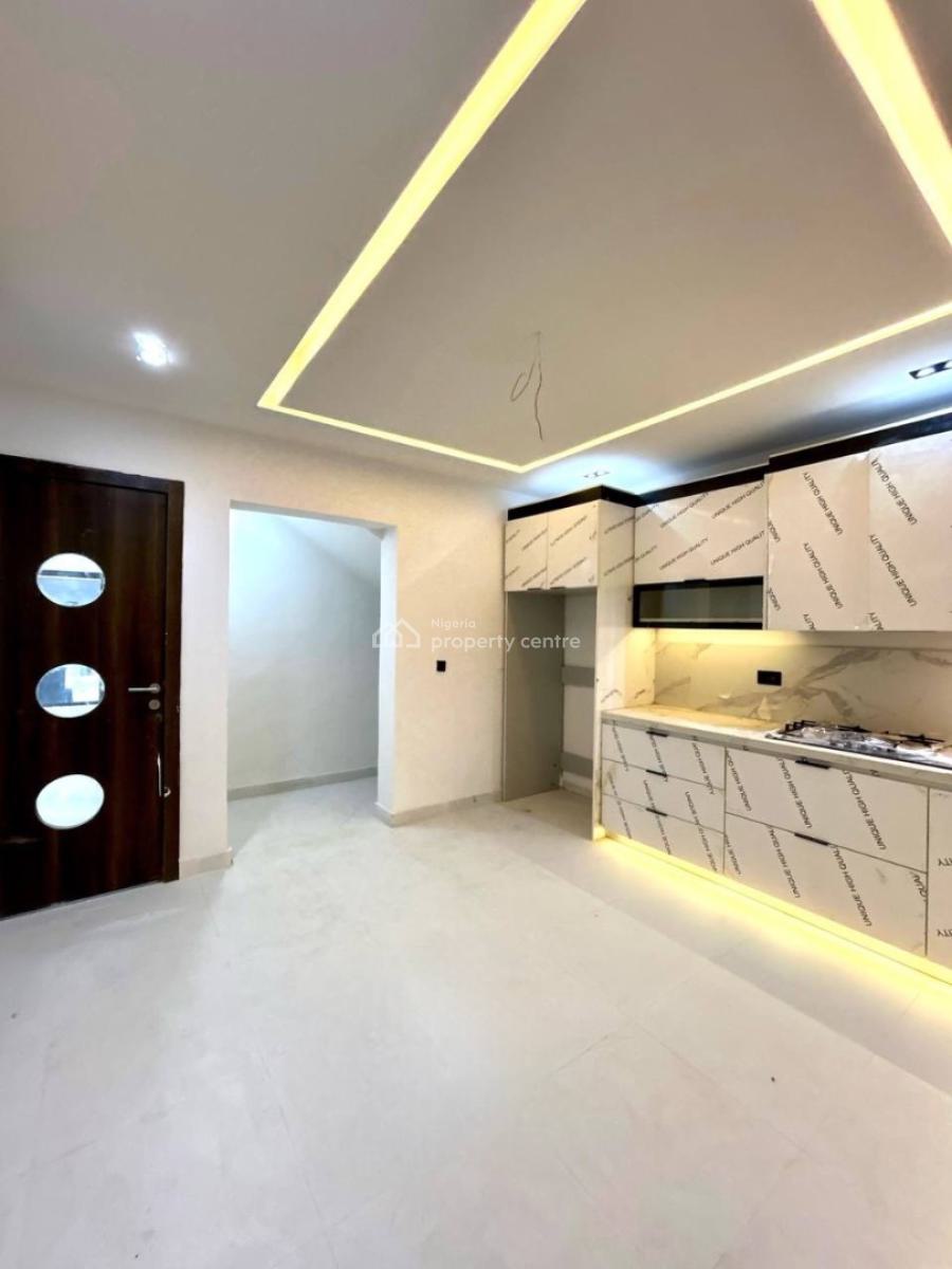 Fully Service 4 Bedroom Terrace Duplex +children Playground & Pool, Fully Service in a Great Neighborhood and Serene Estate, Lekki Phase 1, Lekki, Lagos, Terraced Duplex for Sale