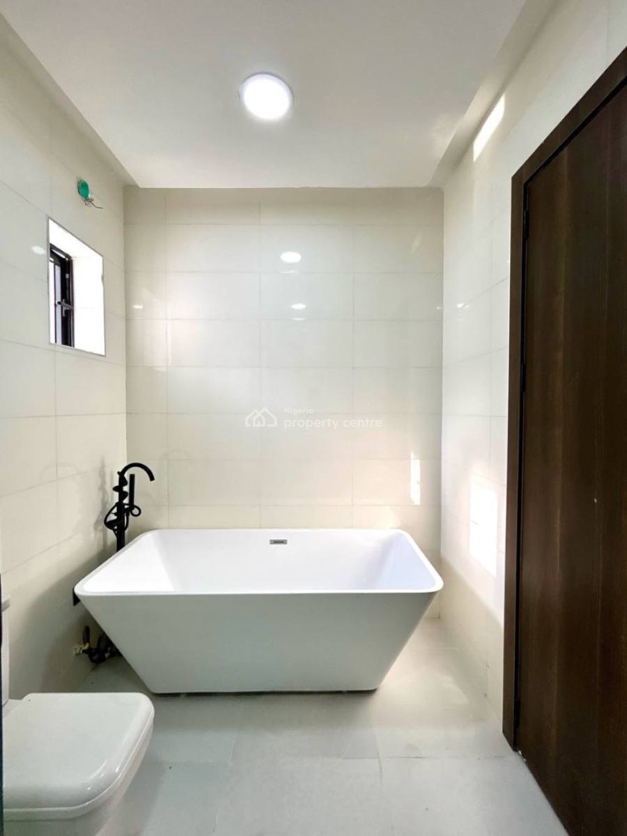 Fully Service 4 Bedroom Terrace Duplex +children Playground & Pool, Fully Service in a Great Neighborhood and Serene Estate, Lekki Phase 1, Lekki, Lagos, Terraced Duplex for Sale