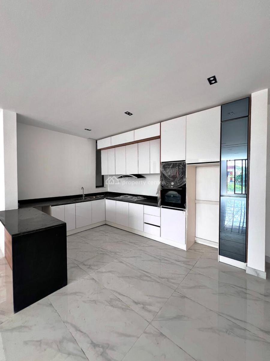 Spacious and Luxury 2-bedroom Apartment with Elevator, Swimming Pool, Close Proximity to Pinnacle Filling Station, Lekki Right, Oniru, Victoria Island (vi), Lagos, Flat / Apartment for Sale