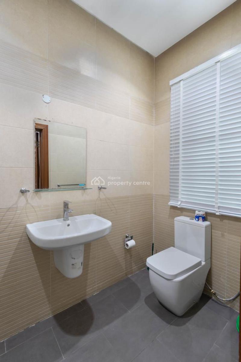 Modern Luxury 3-bedroom Apartment with Exclusive, High-end Amenities., Modern Luxury 3-bedroom Apartment with Exclusive, High-end Amenities., Lekki Phase 1, Lekki, Lagos, Flat / Apartment Short Let