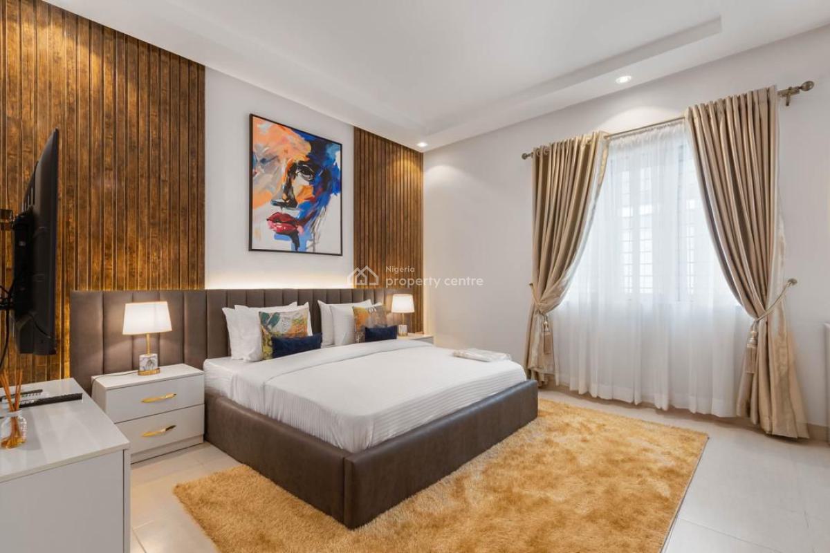 Modern Luxury 3-bedroom Apartment with Exclusive, High-end Amenities., Modern Luxury 3-bedroom Apartment with Exclusive, High-end Amenities., Lekki Phase 1, Lekki, Lagos, Flat / Apartment Short Let
