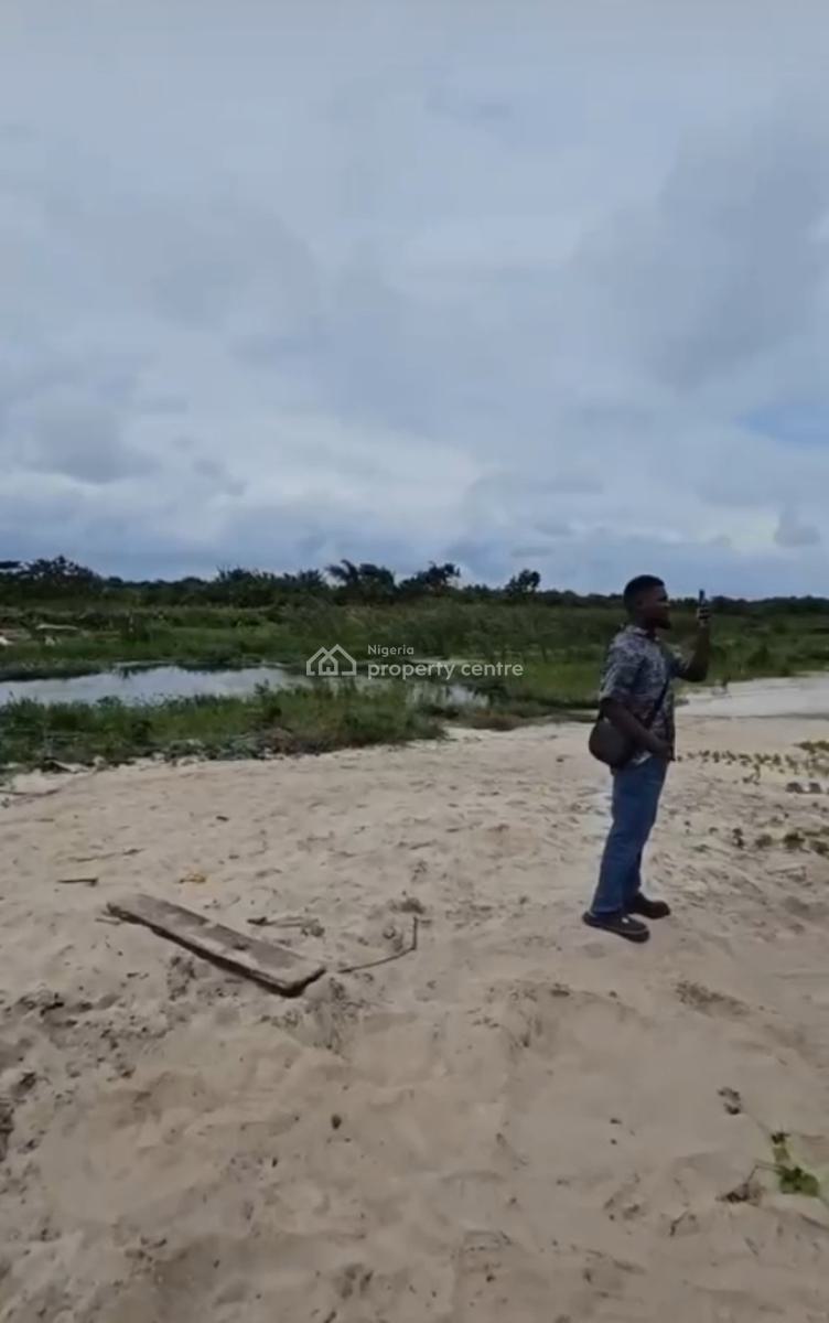 Luxury Land in a Business District, Facing The Express Way, Ogombo, Ajah, Lagos, Mixed-use Land for Sale