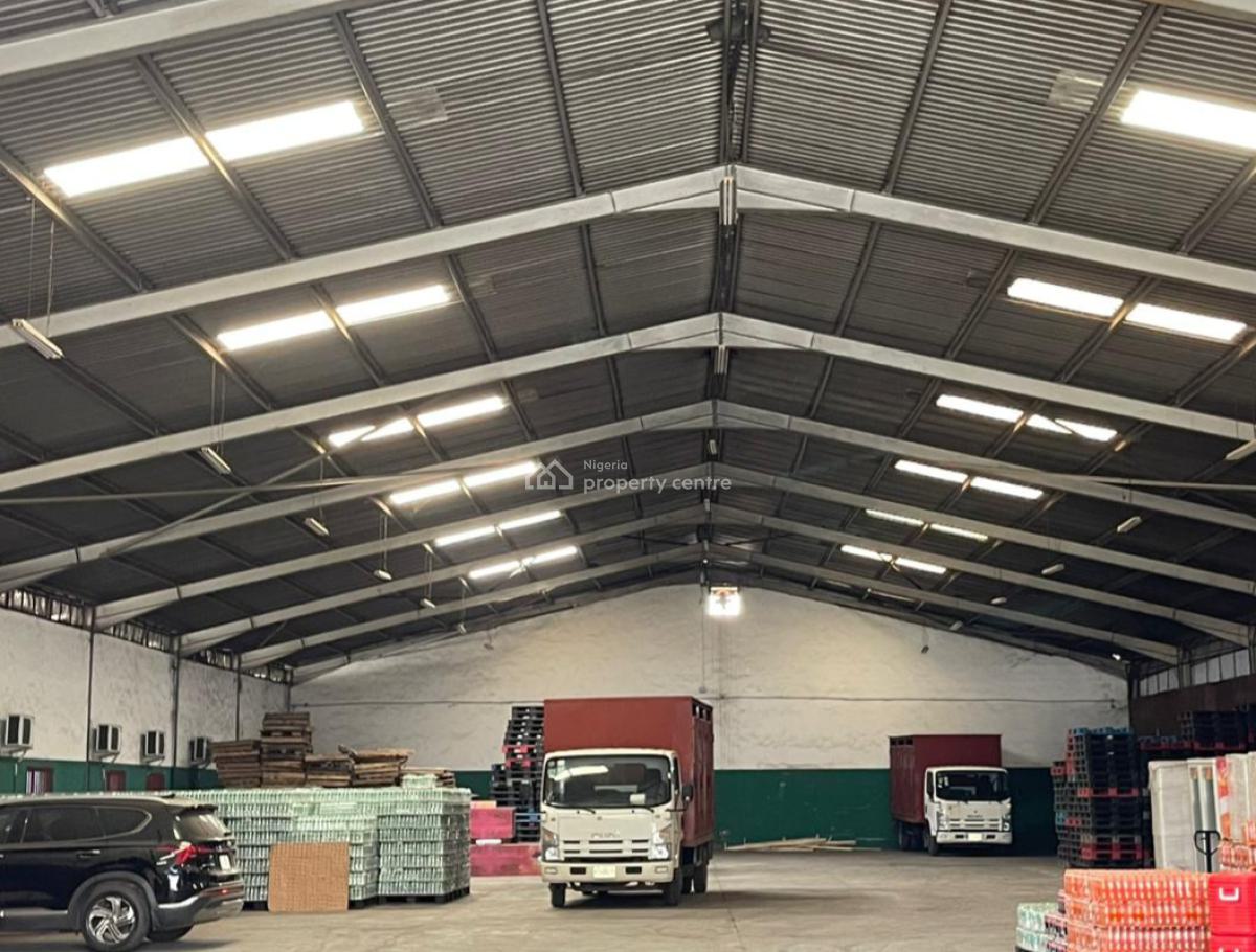 2 Bay Warehouse  with Office Block on 6177sqm Along Agege Motor Way, Agege Motor Ways, Mushin, Lagos, Warehouse for Sale