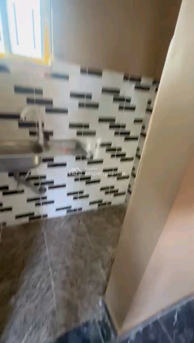 Room Self Off Oresegun Road, Oresegun Road, Akoka, Yaba, Lagos, Self Contain (single Rooms) for Rent