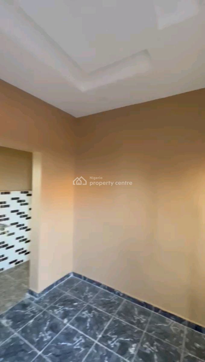 Room Self Off Oresegun Road, Oresegun Road, Akoka, Yaba, Lagos, Self Contain (single Rooms) for Rent