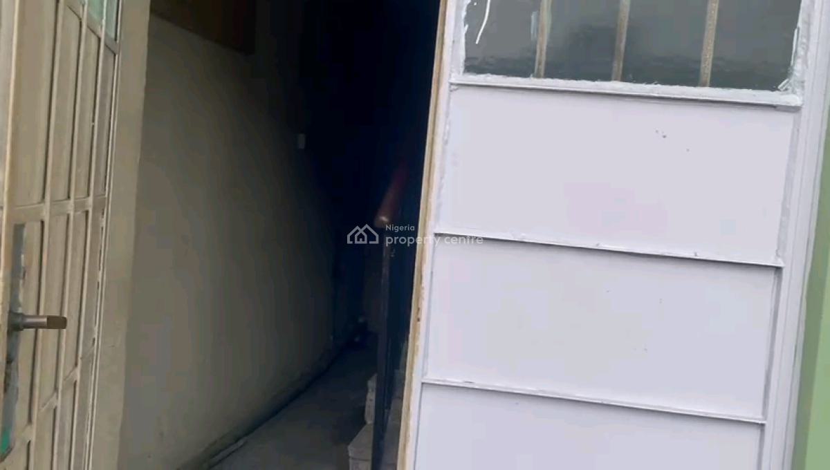 Confirm 2 Bedroom Apartment, Gbagada Phase 1, Gbagada, Lagos, Flat / Apartment for Rent