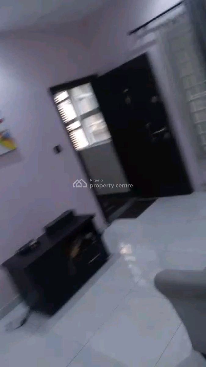 Standard N Executive  Mini Flat, Adekunle, Yaba, Lagos, Mini Flat (room and Parlour) for Rent