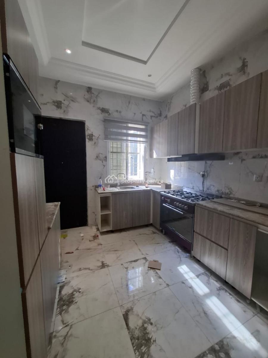 Smart and Serviced Two Bedroom Apartment, Guzape District, Abuja, Flat / Apartment for Rent