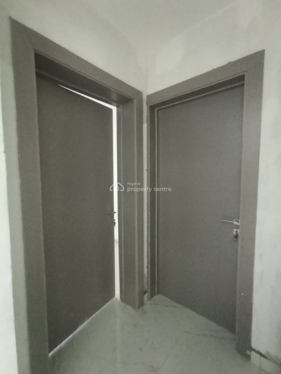 Newly Built 3bedroom with Bq and Swimming Pool, Lekki Phase 1, Lekki, Lagos, Flat / Apartment for Rent