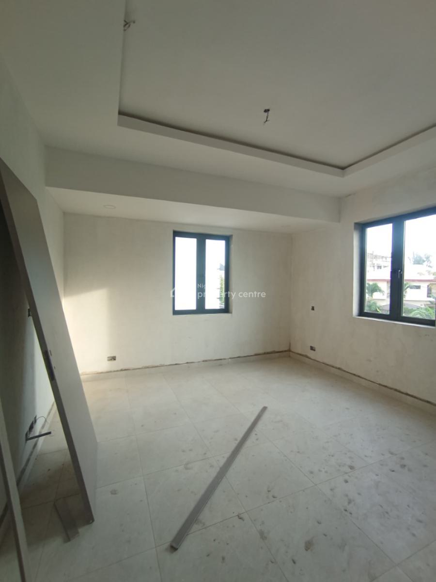 Newly Built 3bedroom with Bq and Swimming Pool, Lekki Phase 1, Lekki, Lagos, Flat / Apartment for Rent