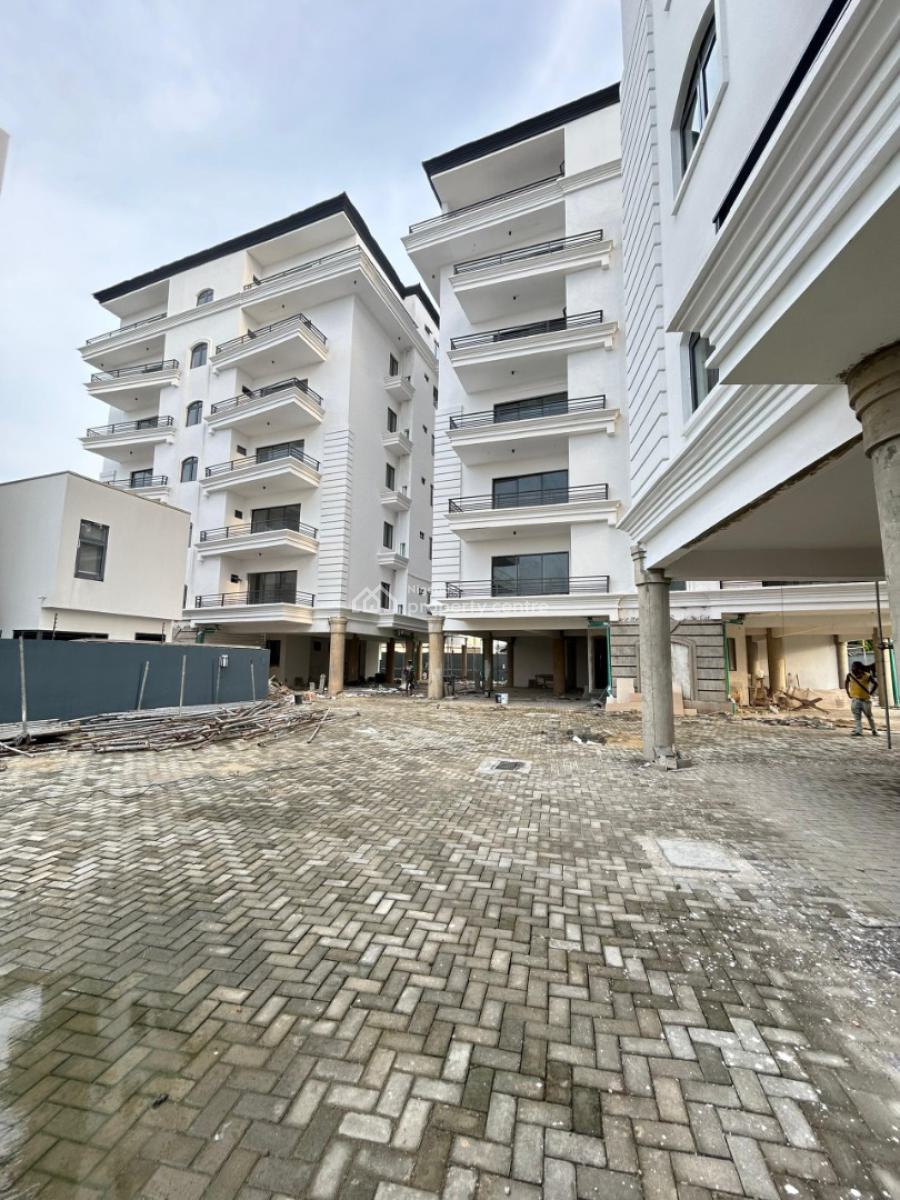 Newly Built 3bedroom with Bq and Swimming Pool, Lekki Phase 1, Lekki, Lagos, Flat / Apartment for Rent