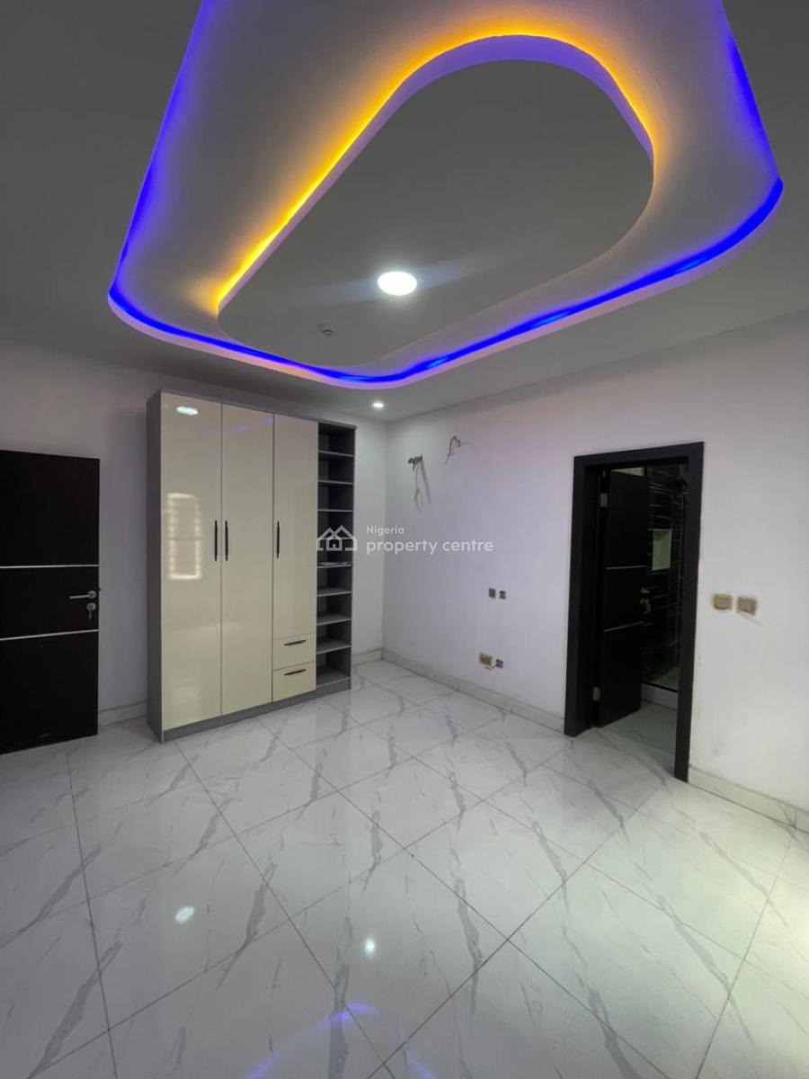 Fully Serviced 2-bedroom Apartment with Bq, Off Freedom Way, Lekki Phase 1, Lekki, Lagos, Flat / Apartment for Rent