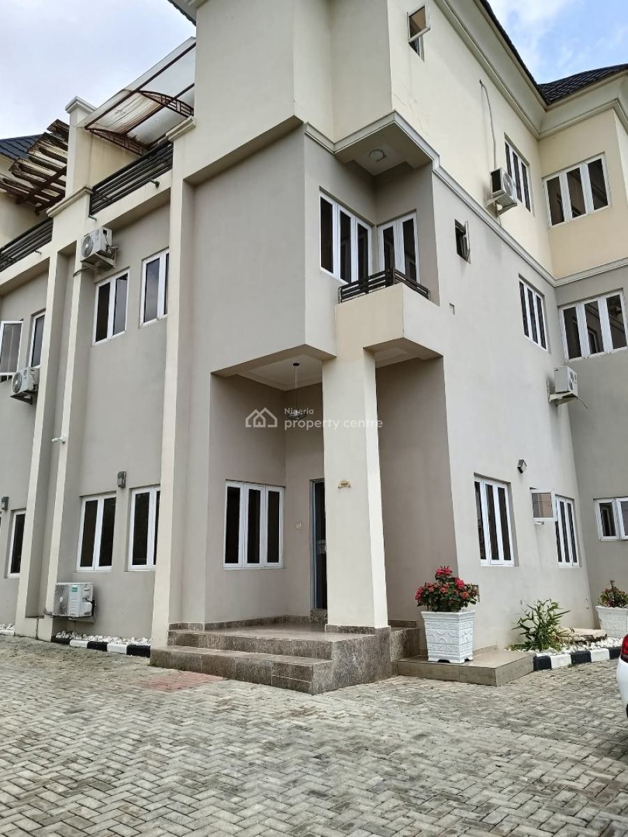 a Fully Furnished Serviced  5 Bedroom Terrace Duplex(corner Piece), Guzape District, Abuja., Guzape District, Abuja, Terraced Duplex for Rent