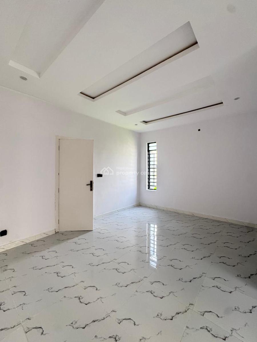 Serviced 4  Bedroom Terrace Duplex in a Secure Location, Ajah, Lagos, Terraced Duplex for Sale
