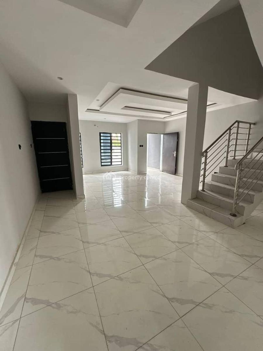 Newly Built 4 Bedroom Duplex on Tarred Road. No Bq, Gaduwa, Abuja, Terraced Duplex for Rent