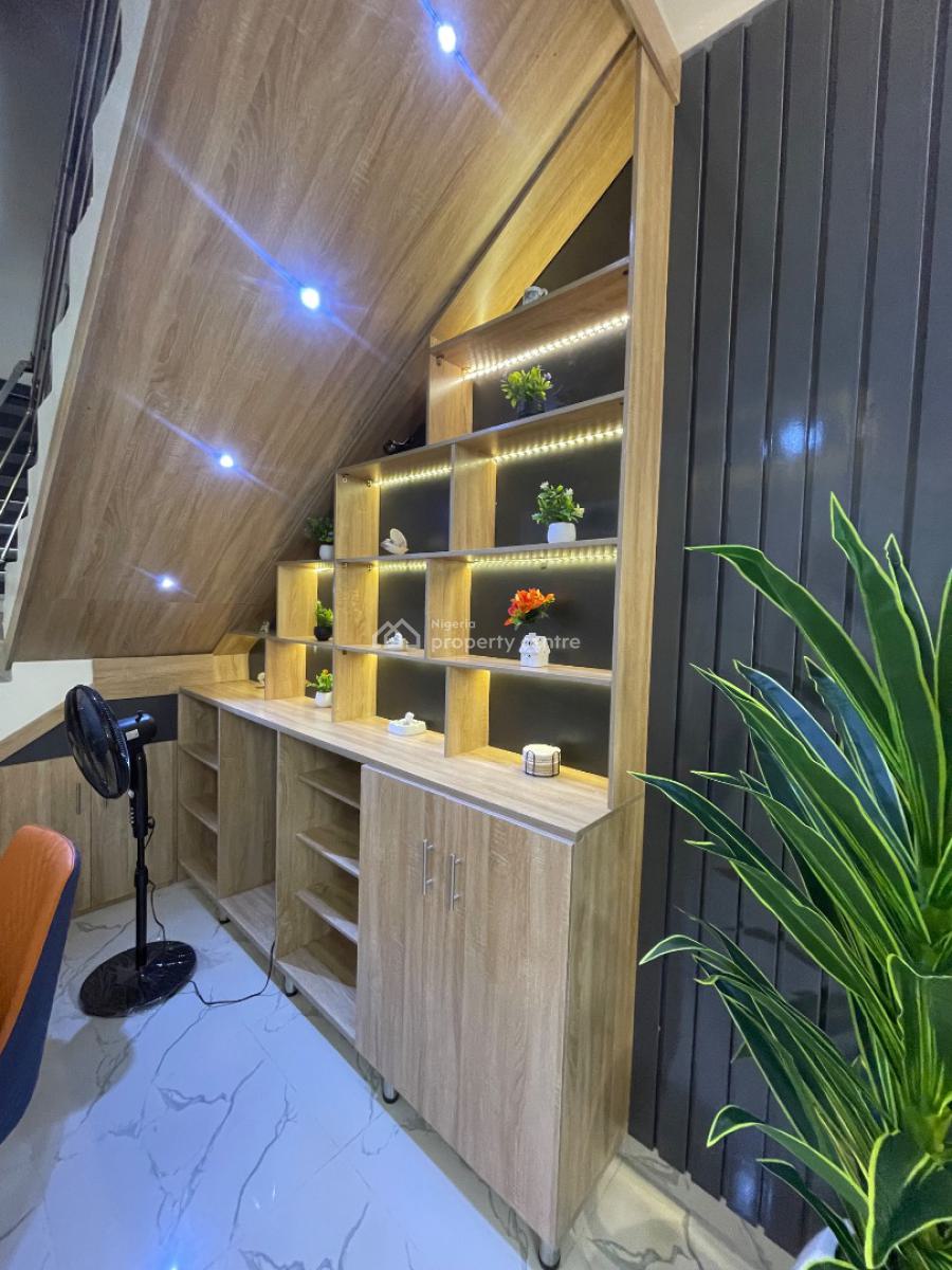 2 Bedroom Duplex, Ogombo Road, Ajah, Lagos, House Short Let