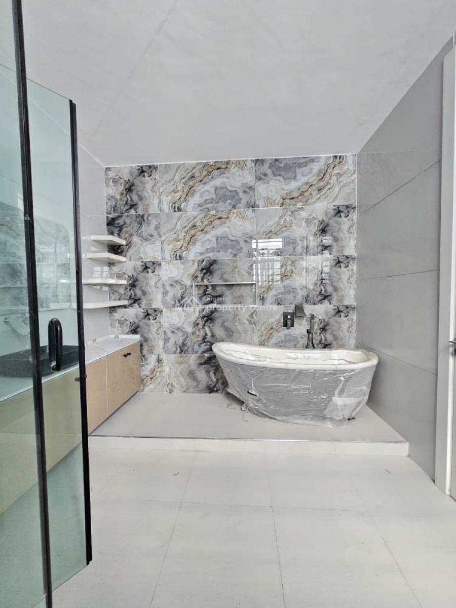 Exquisite Spacious 5 Bedroom Fully Detached Duplex with Bq,, Lekki Phase 1, Lekki Phase 1, Lekki, Lagos, Detached Duplex for Sale