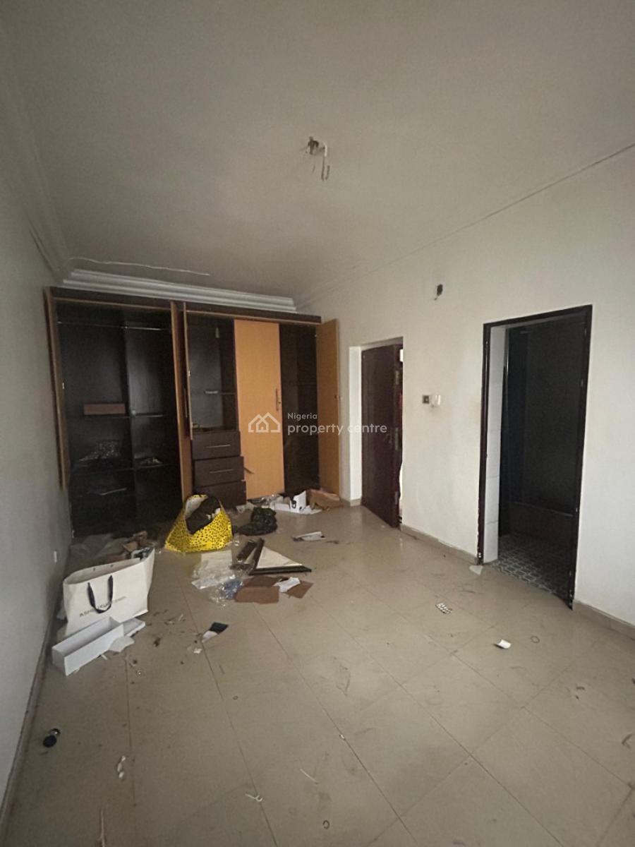 Well Maintained 3bedroom Flat in a Serene Neighborhood, Osapa, Lekki, Lagos, Flat / Apartment for Rent
