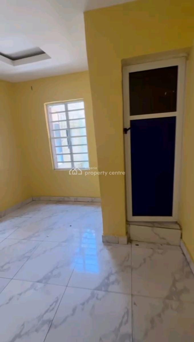 Decent Spacious Mini Upflat with 2t1b All Tilled with Spacious Kitchen, New Garage, Gbagada, Lagos, Mini Flat (room and Parlour) for Rent