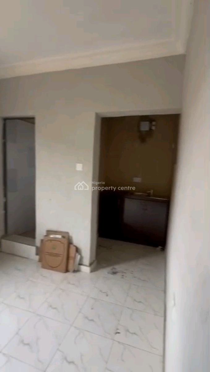 a Newly Built and Decent Roomself Con, Upstairs with Pop, Off Morocco Road, Shomolu, Lagos, Self Contain (single Rooms) for Rent