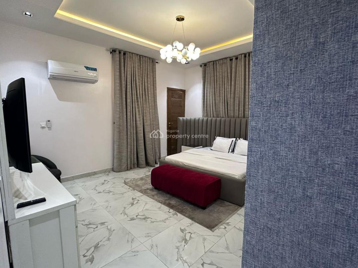 Luxurious and Spacious 2bedroom Apartment, Lekki Phase 1, Lekki, Lagos, Flat / Apartment Short Let