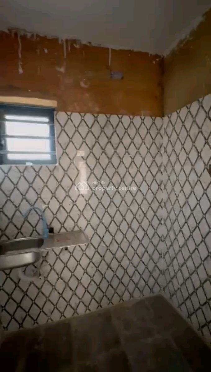 a Newly Built and Standard Roomself Contain, Apata Street, Shomolu, Lagos, Self Contain (single Rooms) for Rent