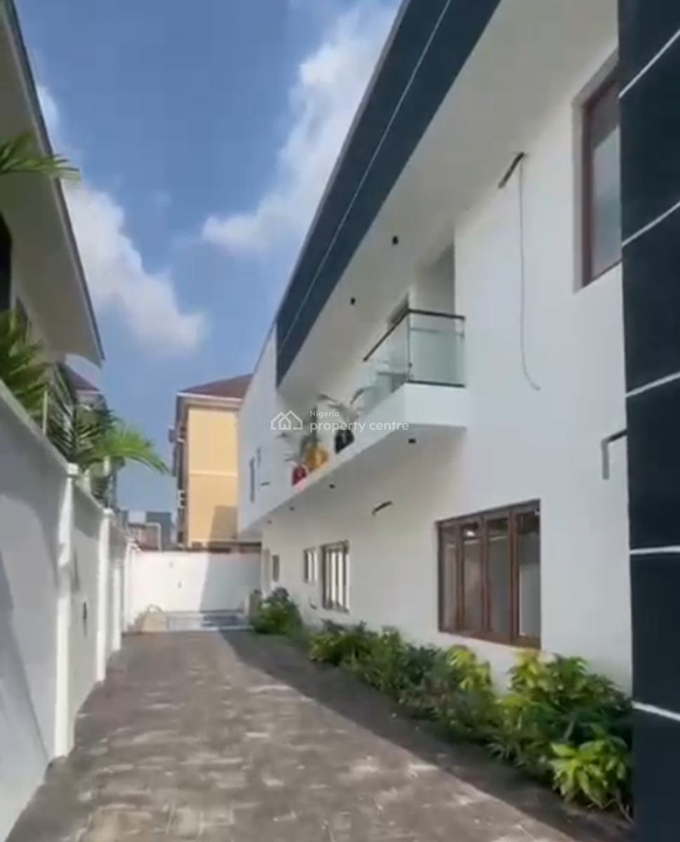 Stunning 6 Bedroom Fully Detached Duplex Plus Pool & Bq in a Serene Lo, Ikeja Gra, Ikeja, Lagos, Detached Duplex for Sale