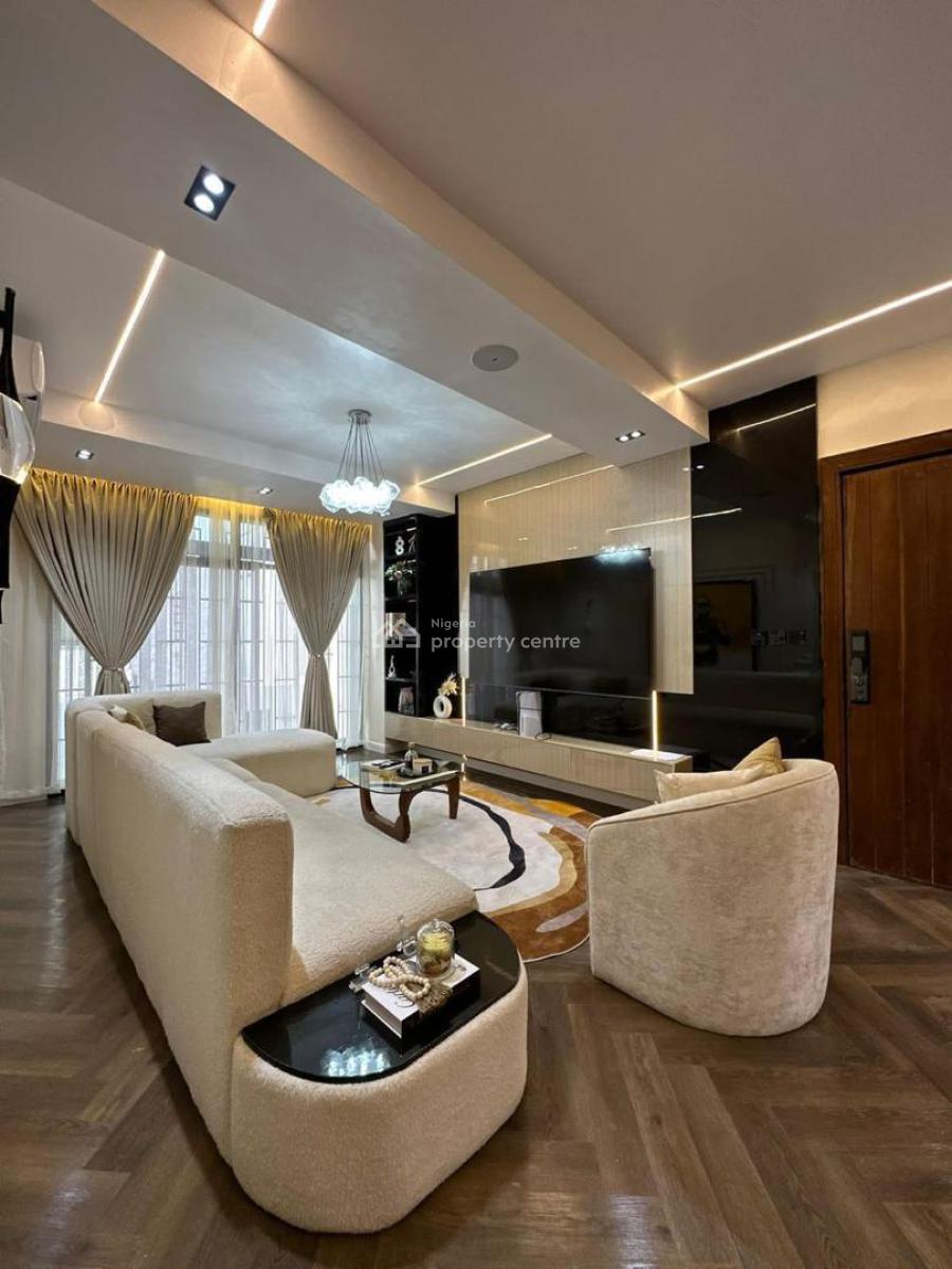 Spacious 3 Three Bedroom Apartment with Bathtub ,private Balcony, Ps5, Lekki Phase 1, Lekki, Lagos, Flat / Apartment Short Let