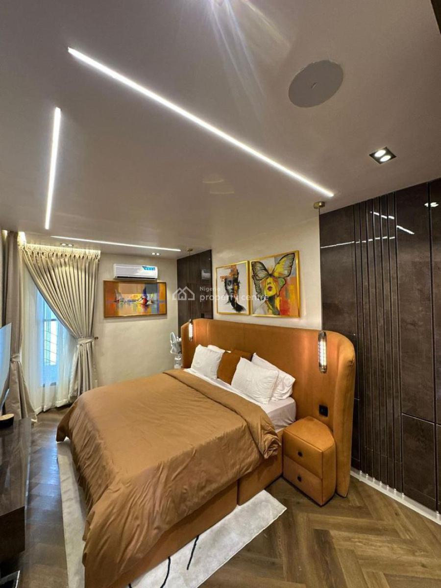 Spacious 3 Three Bedroom Apartment with Bathtub ,private Balcony, Ps5, Lekki Phase 1, Lekki, Lagos, Flat / Apartment Short Let