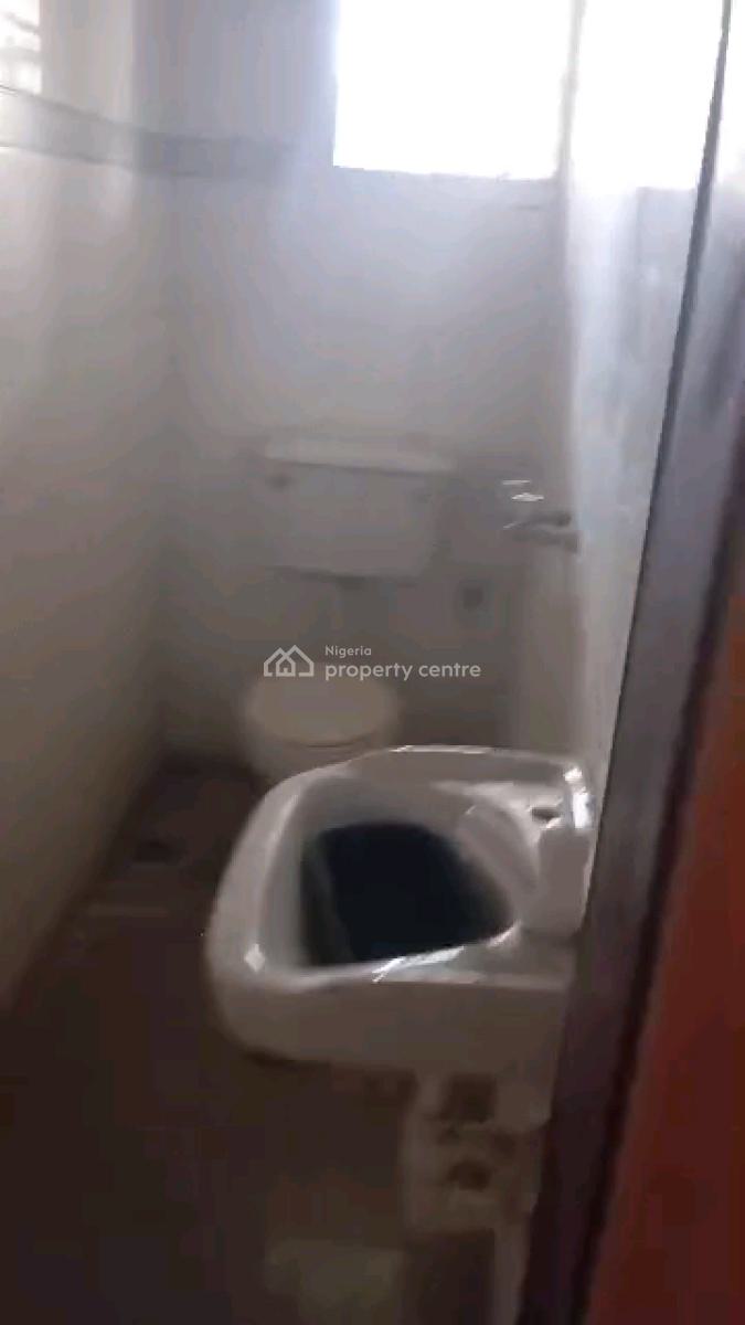 Decent 3 Bedroom Up Flat All Rooms Ensuite N Guest Toilet,, Mende, Maryland, Lagos, Flat / Apartment for Rent