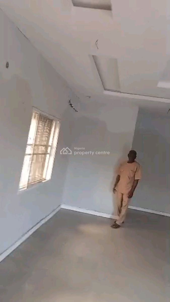 Decent 3 Bedroom Up Flat All Rooms Ensuite N Guest Toilet,, Mende, Maryland, Lagos, Flat / Apartment for Rent