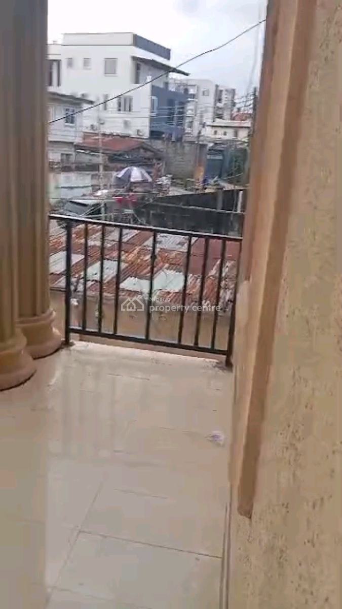 Decent 3 Bedroom Up Flat All Rooms Ensuite N Guest Toilet,, Mende, Maryland, Lagos, Flat / Apartment for Rent