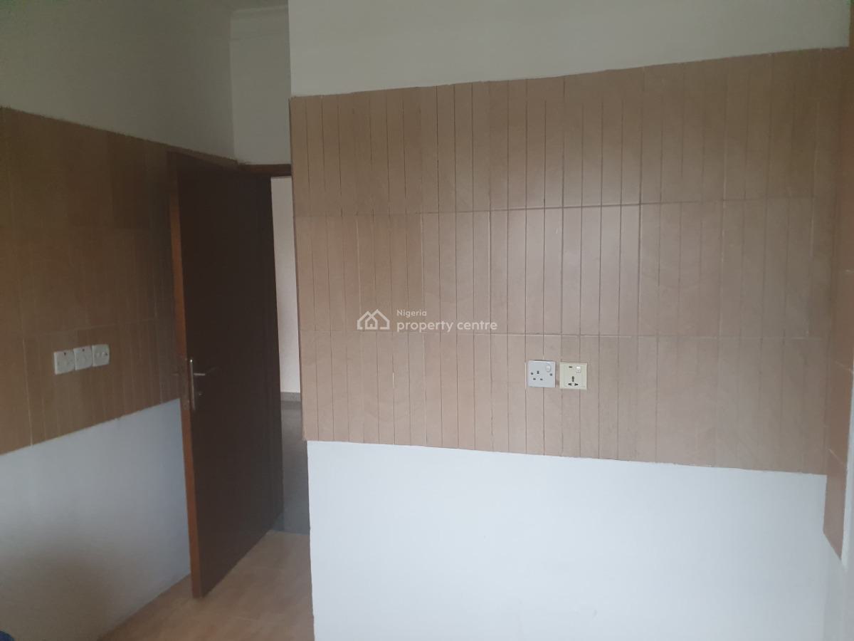 Serviced 2-bedroom Penthouse Apartment, Phase 1, Lekki, Lagos, Flat / Apartment for Rent