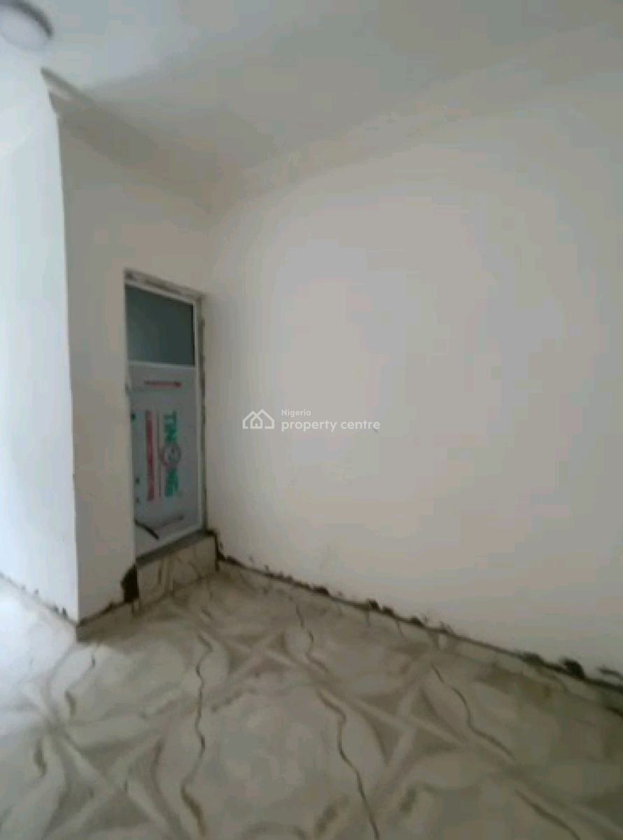 a Newly Built Miniflat, Pay and Pack in, Upstairs, Off Market Street, Shomolu, Lagos, Mini Flat (room and Parlour) for Rent