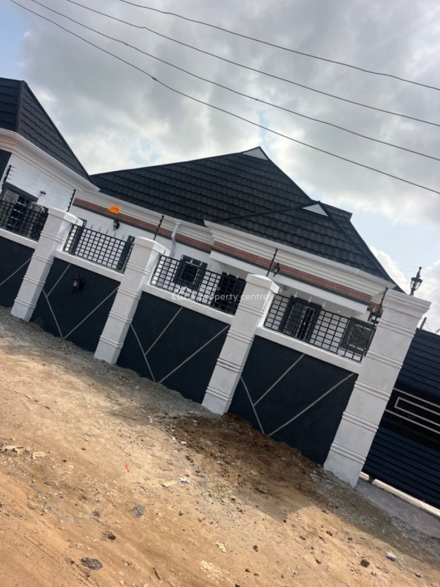 Executive 3 Bedroom Fully Detached Bungalow with Bq,solar Lightand Cctv, Behind Gmath Petrol Station Ile Tuntun Jericho Extension, Jericho, Ibadan, Oyo, Detached Bungalow for Sale