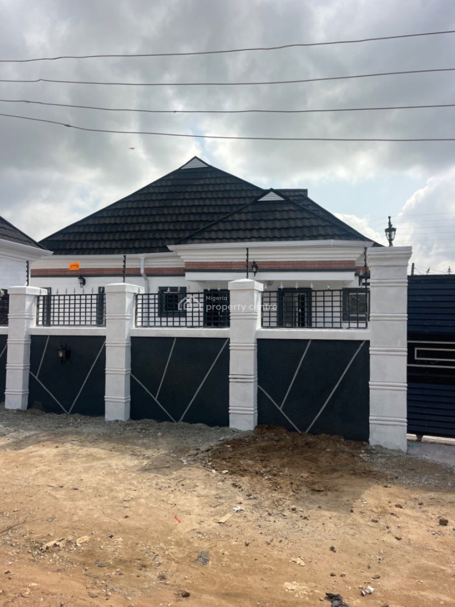 Executive 3 Bedroom Fully Detached Bungalow with Bq,solar Lightand Cctv, Behind Gmath Petrol Station Ile Tuntun Jericho Extension, Jericho, Ibadan, Oyo, Detached Bungalow for Sale