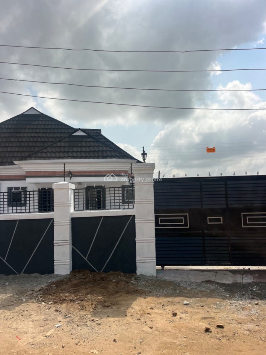 Executive 3 Bedroom Fully Detached Bungalow with Bq,solar Lightand Cctv, Behind Gmath Petrol Station Ile Tuntun Jericho Extension, Jericho, Ibadan, Oyo, Detached Bungalow for Sale