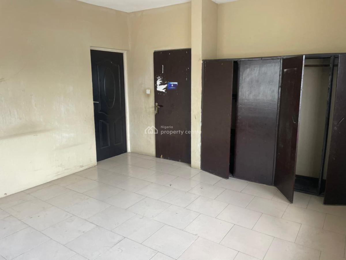 2 Bedroom Apartment in an Estate, Estate, Gbagada, Lagos, Flat / Apartment for Rent
