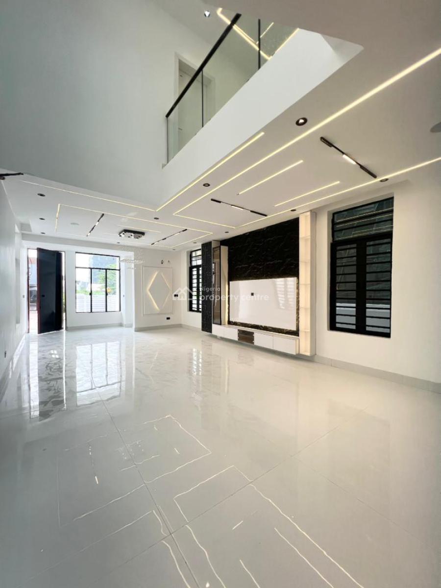 Chevron Lekki Luxurious Duplex with Cinema, Gym & Swimming Pool*, 5bedrooms Fully-detached Duplex with Bq for Sale!! ., Lekki, Lagos, Detached Duplex for Sale