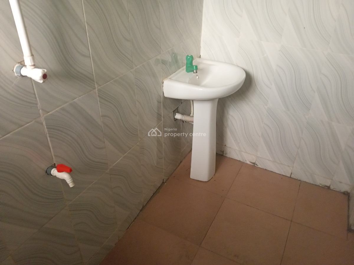 a Nice 2bedroom Flat, Lbs, Palm Villa, Olokonla, Ajah, Lagos, Flat / Apartment for Rent