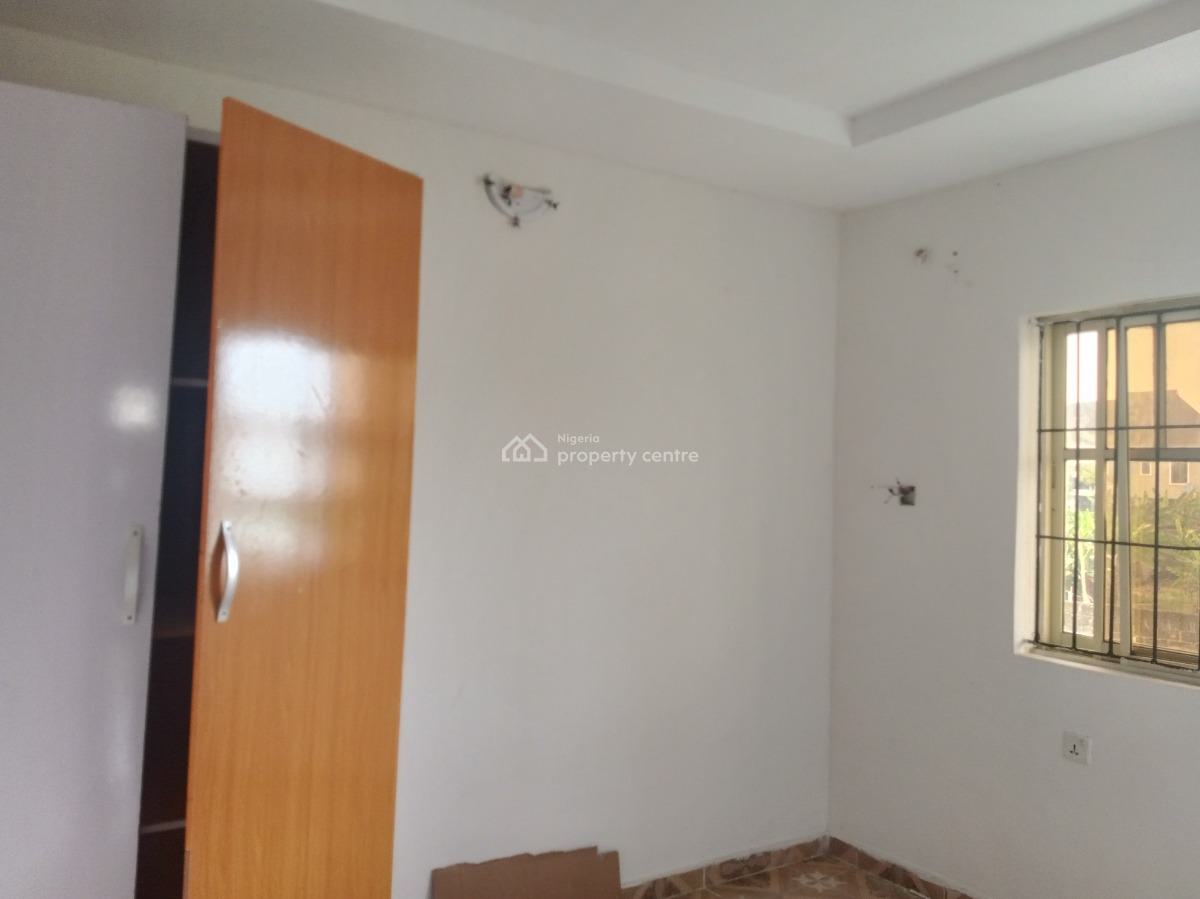 a Nice 2bedroom Flat, Lbs, Palm Villa, Olokonla, Ajah, Lagos, Flat / Apartment for Rent