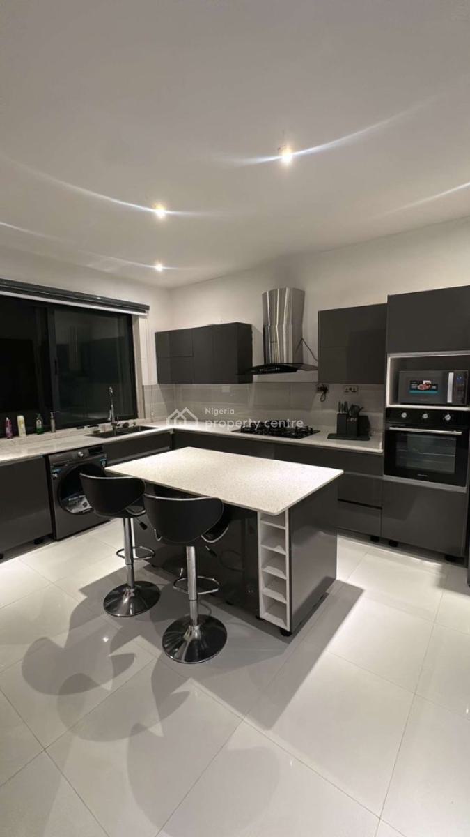 3/4 Bedroom Maisonette, Lekki Phase 1, Lekki, Lagos, Flat / Apartment Short Let