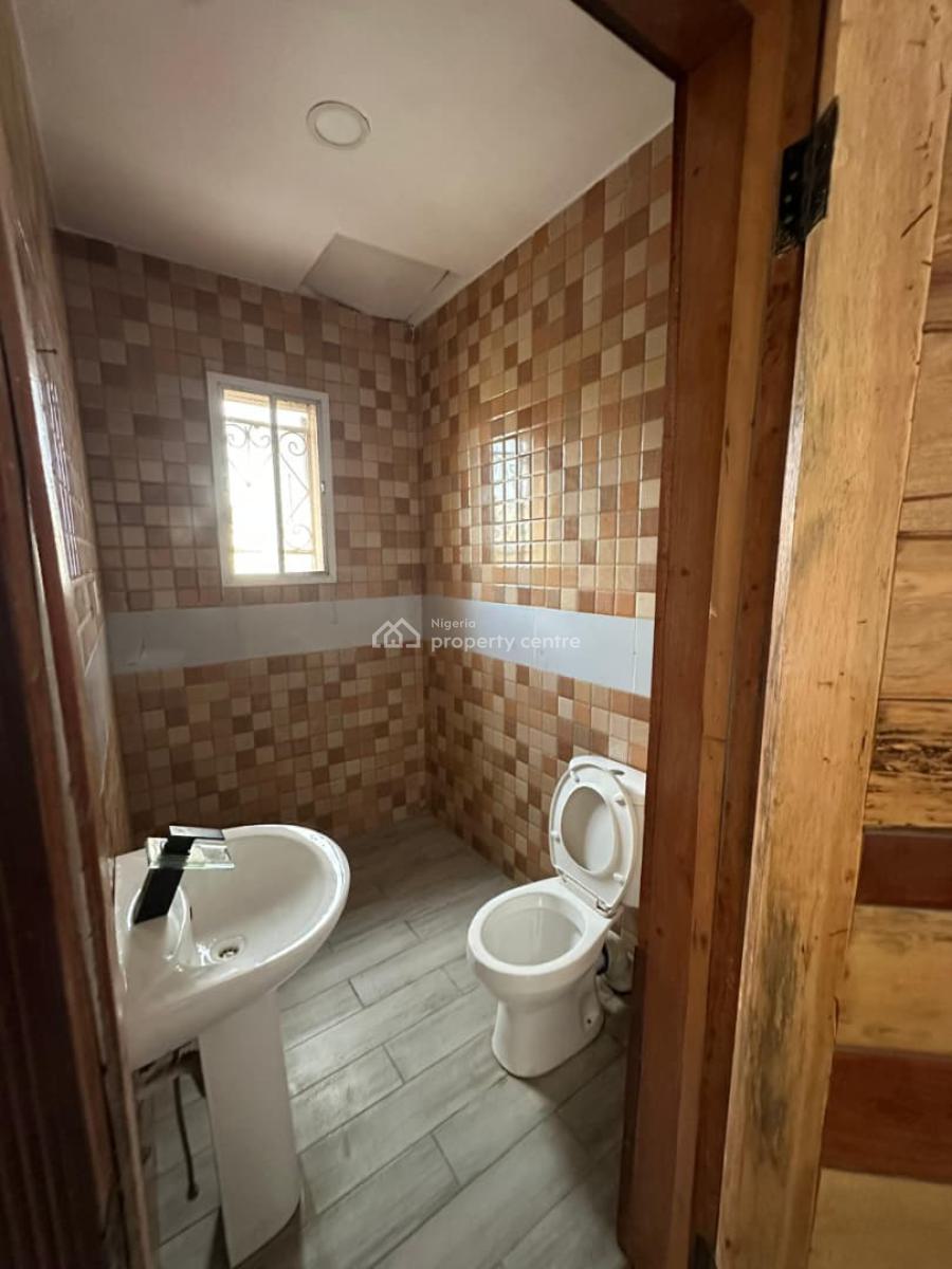 2 Bedroom Apartment, Ologolo, Ologolo, Lekki, Lagos, Flat / Apartment for Rent