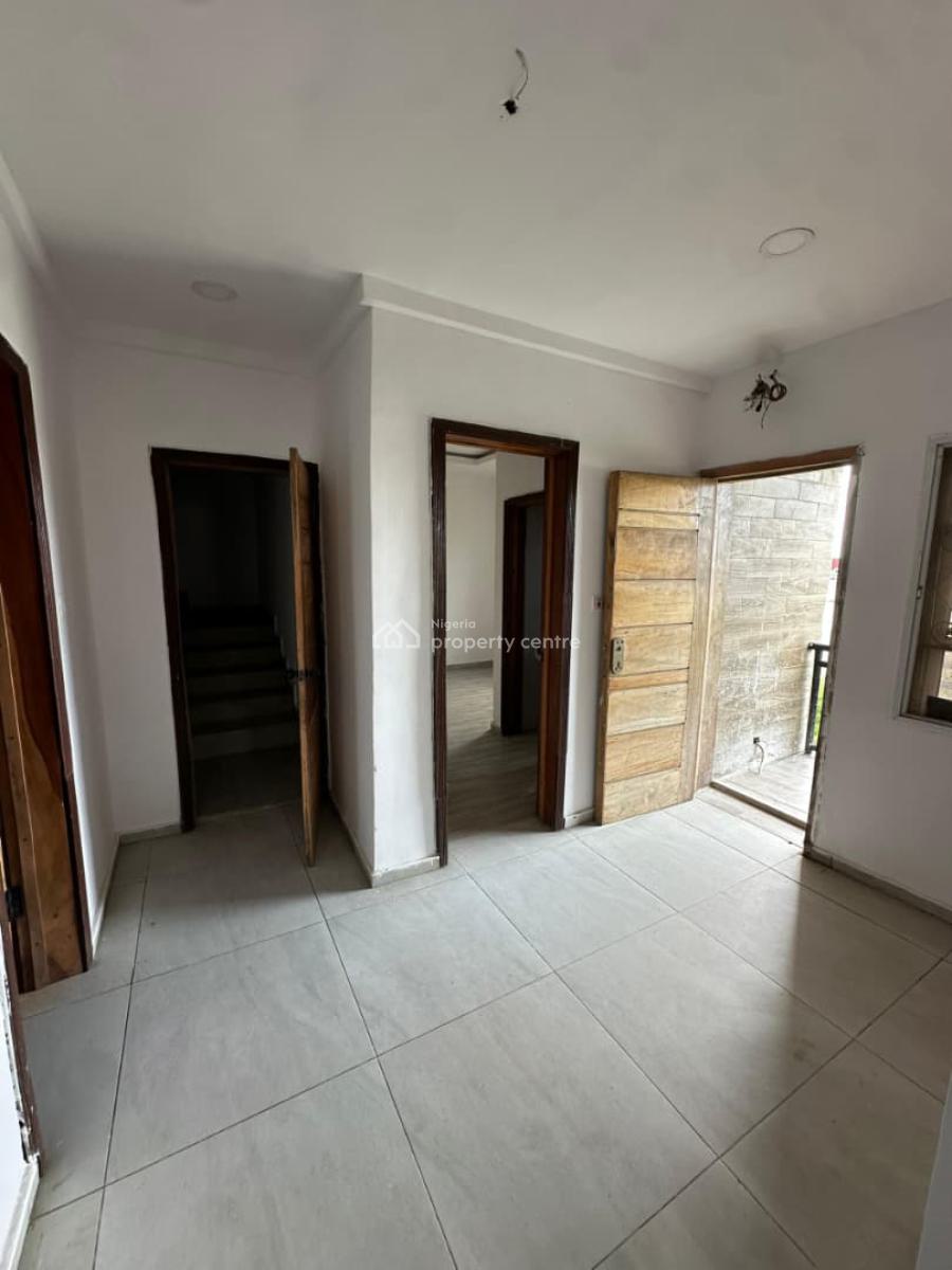 Apartment ‎2 Bedroom, Ologolo, Ologolo, Ologolo, Lekki, Lagos, Flat / Apartment for Rent