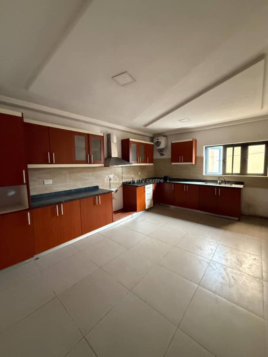 Serviced 4bedroom Terrace Duplex with Bq & Generator on a Tarred Road, Jabi, Abuja, Terraced Duplex for Rent