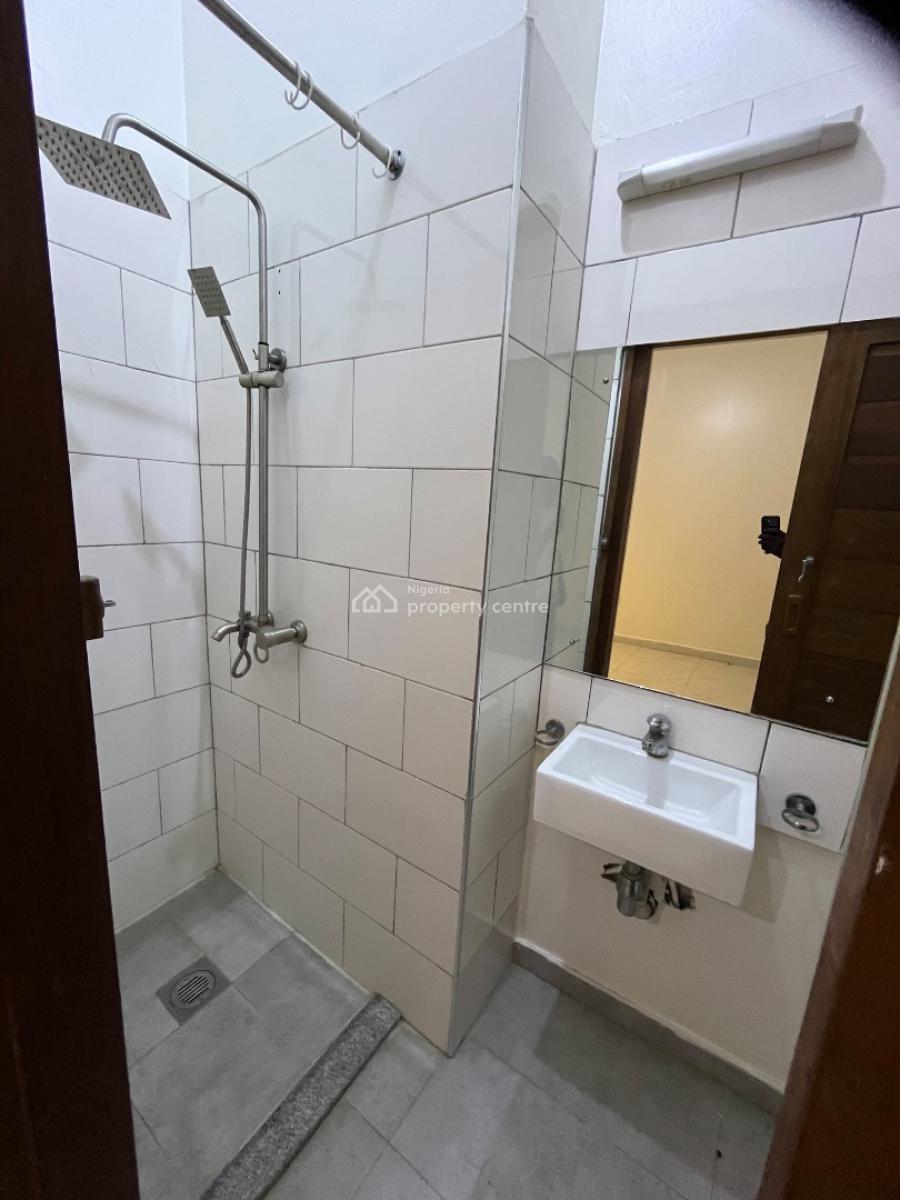 Spacious 2 Bedroom Apartment on The Ground Floor, Oniru Estate, Oniru, Victoria Island (vi), Lagos, Flat / Apartment for Rent