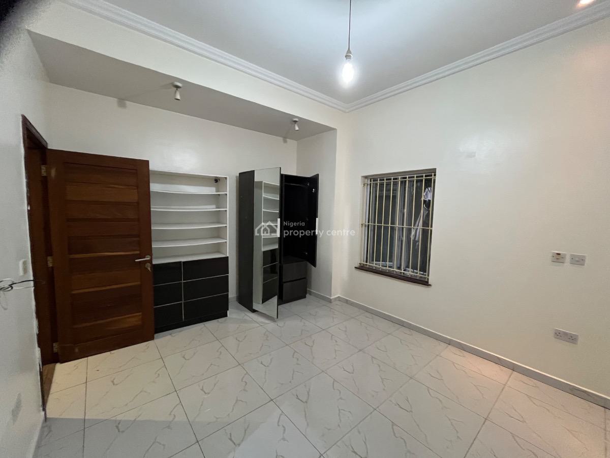 Spacious 2 Bedroom Apartment on The Ground Floor, Oniru Estate, Oniru, Victoria Island (vi), Lagos, Flat / Apartment for Rent