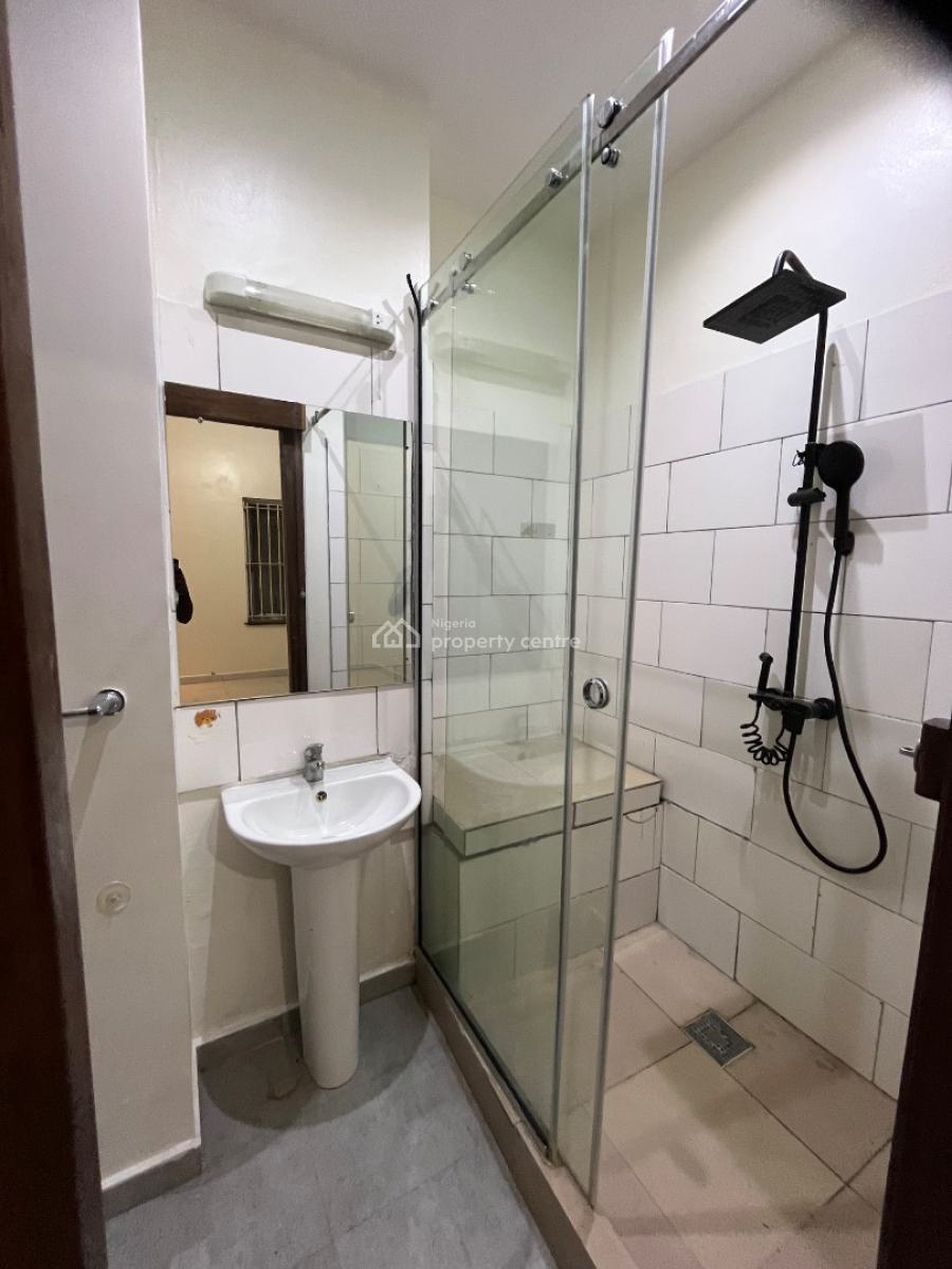 Spacious 2 Bedroom Apartment on The Ground Floor, Oniru Estate, Oniru, Victoria Island (vi), Lagos, Flat / Apartment for Rent